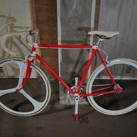 Bicicletta Fixed/ruota libera 