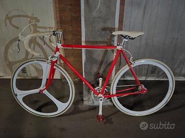 Bicicletta Fixed/ruota libera 
