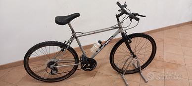 Mountain bike California Shimano