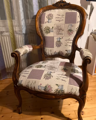 Poltroncina imbottita