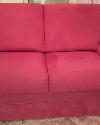 DIVANI ROSSI IN ALCANTARA