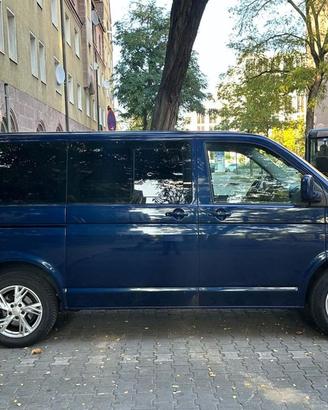 VOLKSWAGEN Multivan 2.5 TDI/130CV DSG Webasto Hi