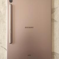 Samsung Galaxy Tab S6 con accessori inclusi