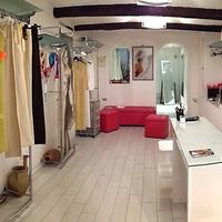 Negozio con ampia vetrina, Varazze