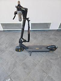 Monopattino Segway Ninebot Max G30