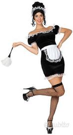 Signora delle Pulizie Affidabile e Referenziata