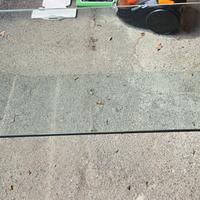 Aspirapolveri e Tavolino