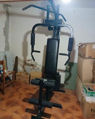 Attrezzo multifunzione palestra