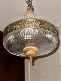 lampadario vintage anni '70 vetro ottone e legno