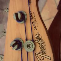 Basso Fender Jazz Bass