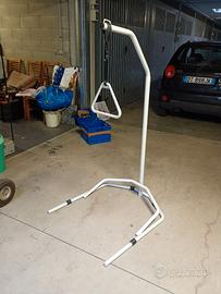 Sollevamalati da letto con base a pavimento