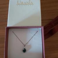 collana con pietra verde 