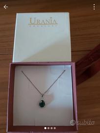 collana con pietra verde 