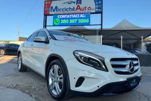 MERCEDES GLA 200D 136 CV SPORT PLUS 7G-TRONIC FULL