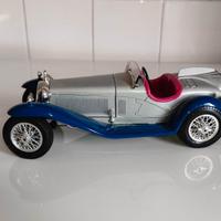 Bburago Alfa Romeo 2300 Spider (1932) scala 1/18