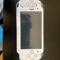 Sony PSP 2000 Bianco + Accessori + giochi