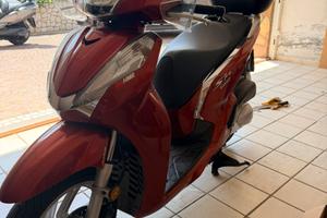 Honda SH 300i ABS