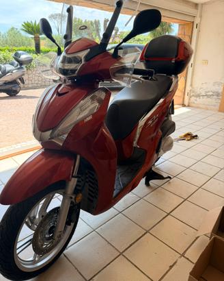 Honda SH 300i ABS