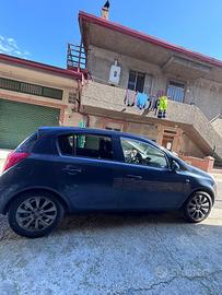 Opel Corsa 95 cv 4000€ trattabili
