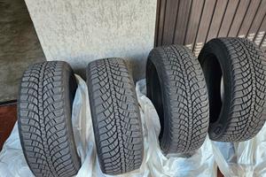 4 Gomme invernali Marshall MW51  215/55 R17 98V
