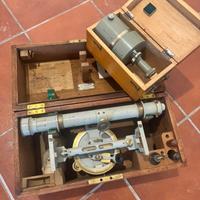 Teodolite e bussola ottocentesca
