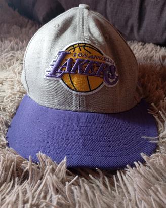 Cappello Lakers