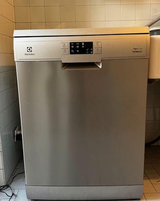 REX TIMEMANAGER Electrolux, lavastoviglie 13 cop.
