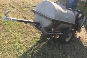 Botte 400 lt con pompa autonoma motore lombardini