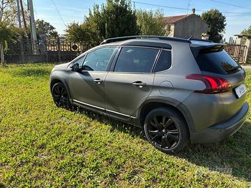 Peugeot 2008 BlueHDi 120 S&S Black Matt