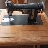 Macchina da cucire 