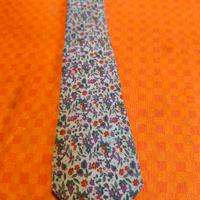 Gucci cravatta 100% seta mai indossata