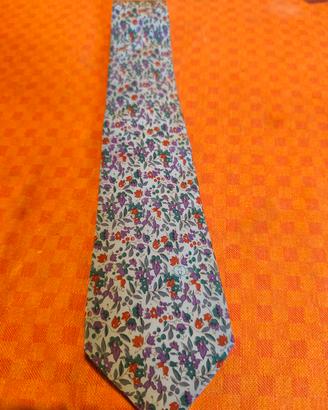 Gucci cravatta 100% seta mai indossata