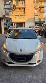 PEUGEOT 208 ANNO 2012