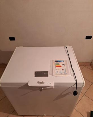 freezer a pozzetto Whirlpool