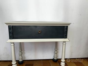 Comodino vintage restaurato