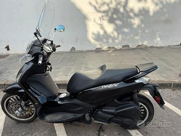 Beverly 300 Police