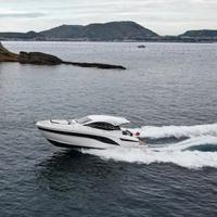 Barca a motore Bavaria SR 41 anno 2021