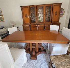 Sala da pranzo in legno massello