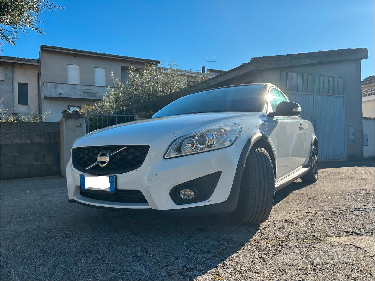 VOLVO C30 (2006-2012)