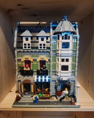 LEGO Creator Expert: Il droghiere verde (10185)
