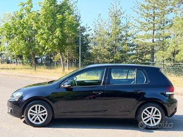 Volkswagen Golf 1.6 TDI DPF 5p. Highline