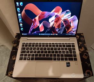HP EliteBook 640 G10 Core i5 13 Gen. 32 GB di Ram