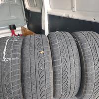 gomme invernali 215/55/17