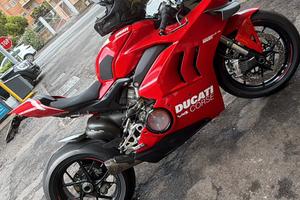 Panigale v4
