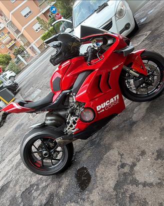 Panigale v4