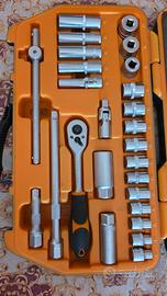  set di chiavi a bussola con cricchetto 