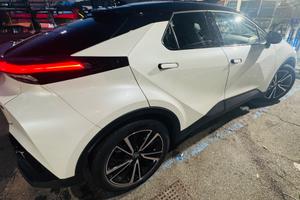 TOYOTA C-HR 1.8 HV Lounge