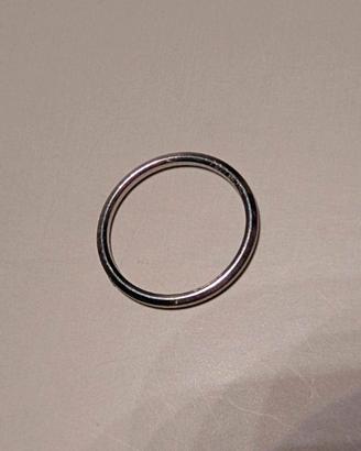anello argentato 
