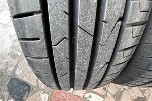 Gomme estive 215/55r17