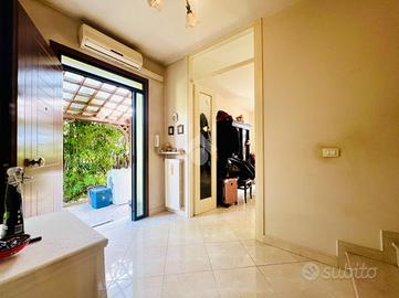 VILLA A SCHIERA D'ANGOLO A RONCOFERRARO